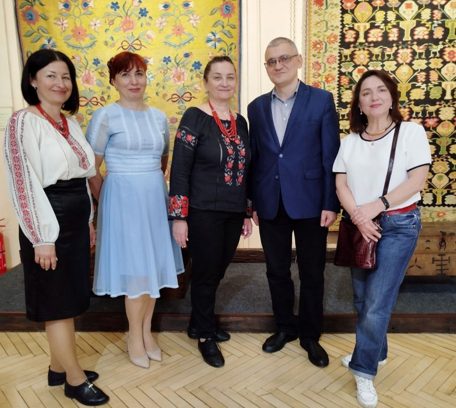 Фото з презентації