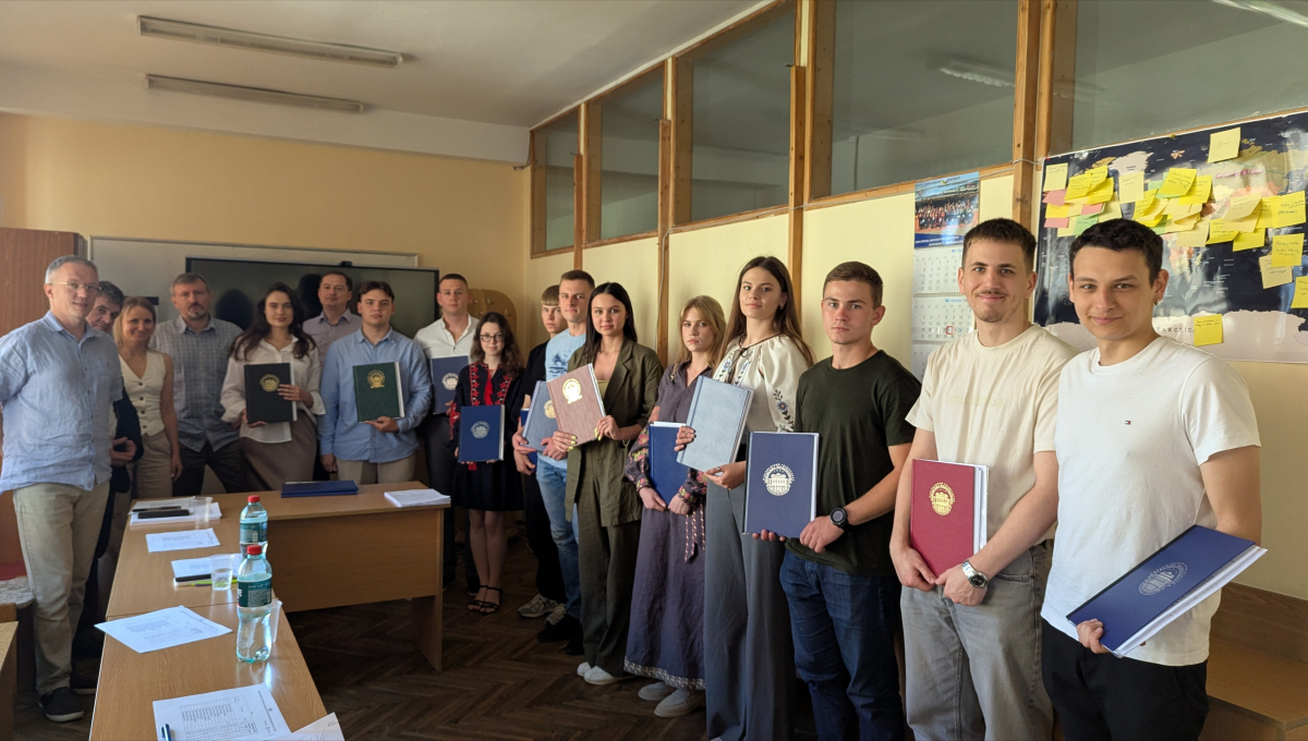 Фото із захисту робіт