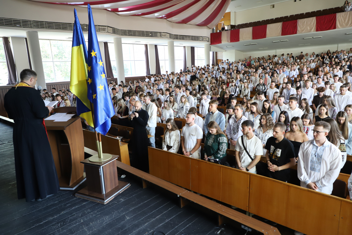 Фото з урочистої зустрічі