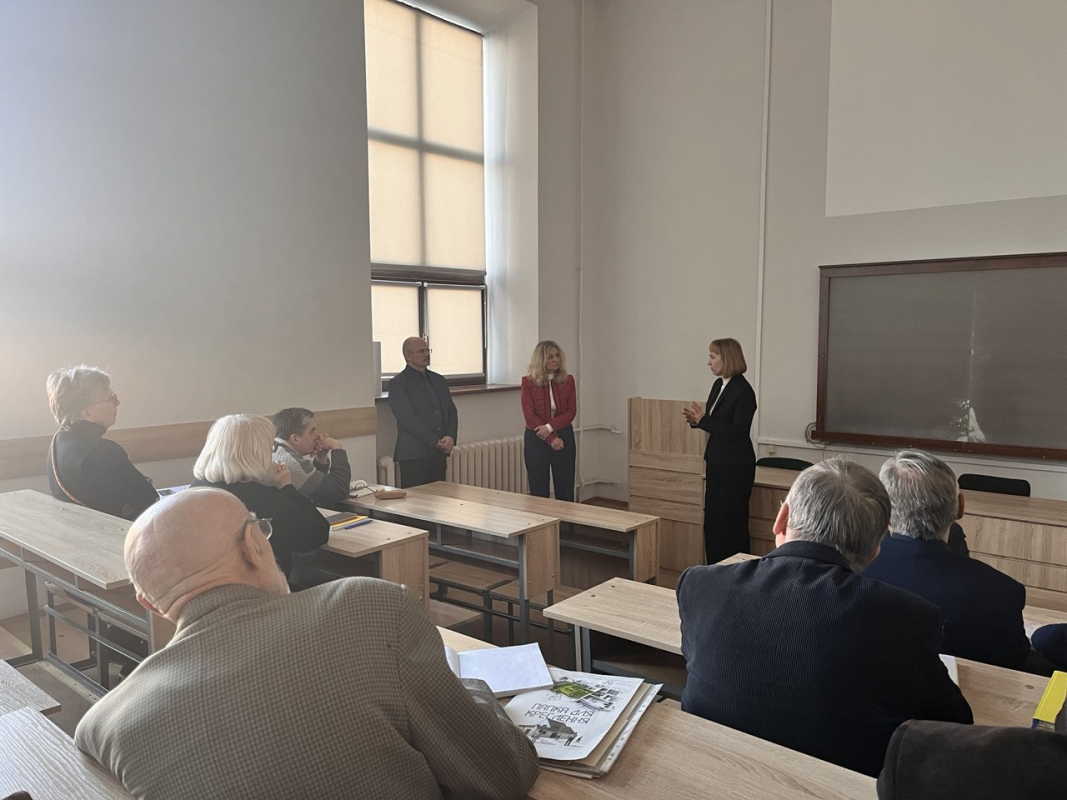 Фото із презентації