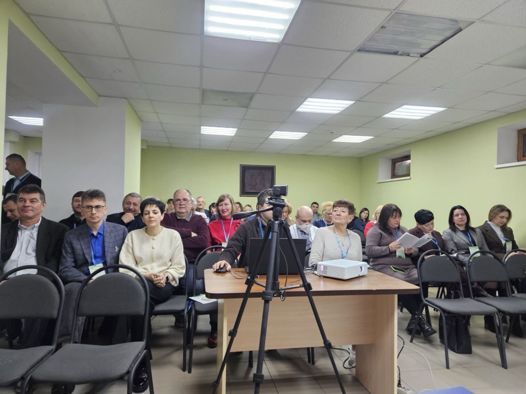 Фото із симпозіуму