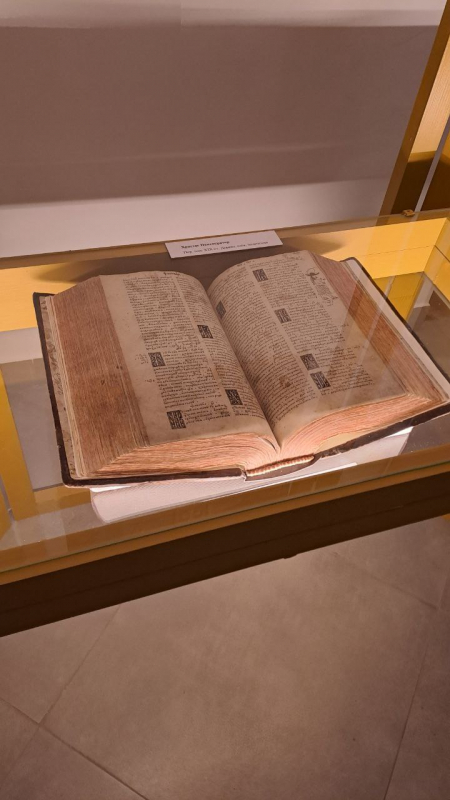 Фото з виставки