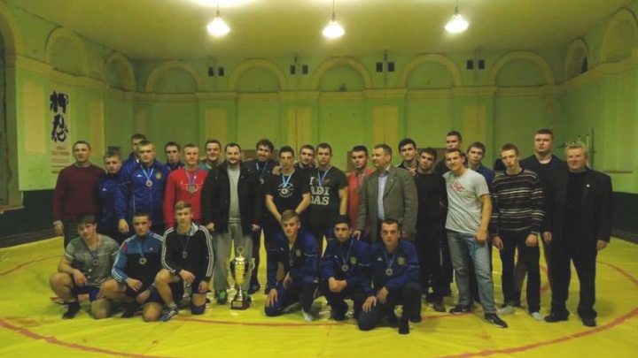 Команда борців Університету стала володарем Кубка 