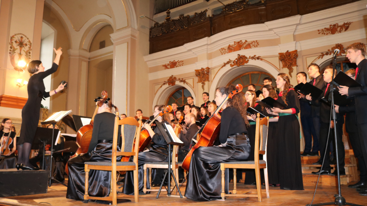 концерт хору і струнного оркестру Con Fuoco