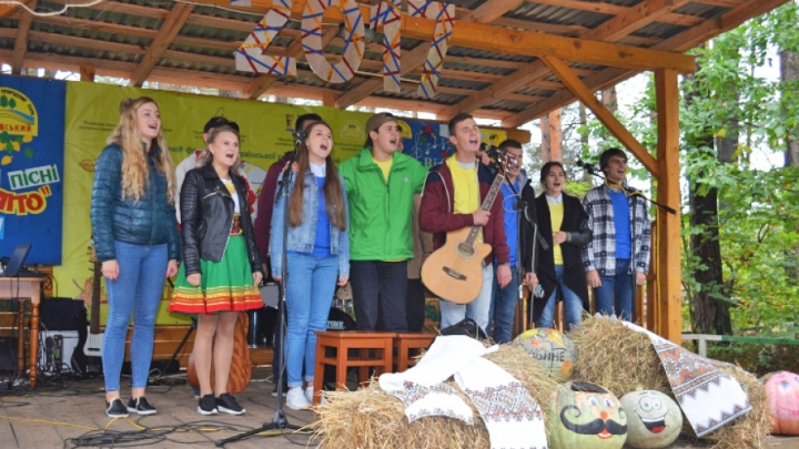фестиваль української туристичної пісні «Бабине літо»