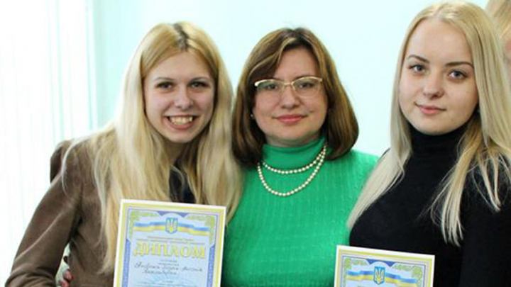 Студентки ІГСН перемогли у Всеукраїнському конкурсі з ІБАС