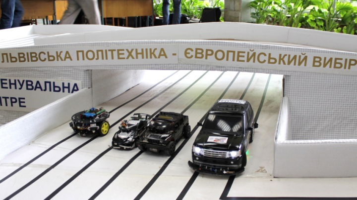 Автономні роботи