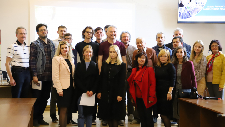 учасники зустрічі з Марком Робертом Стехом із Торонто