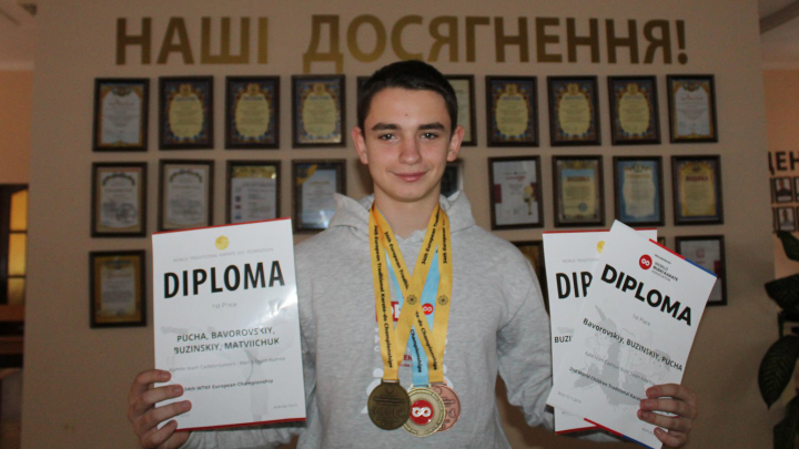 Нікіта Бузінський