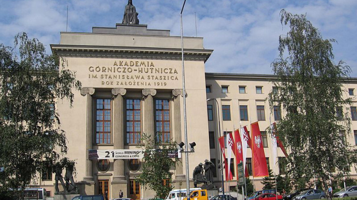 Гірничо-металургійна академія імені Станіслава Сташіца в Кракові (Польща)