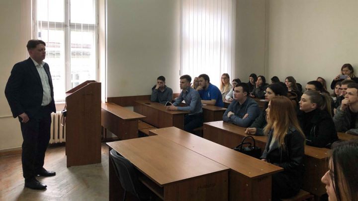 зустріч студентів-правників з Романом Матисом
