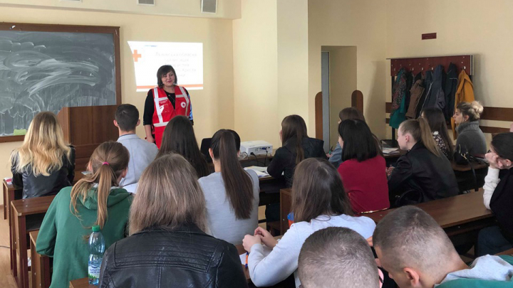 зустріч з координатором організації Червоного Хреста