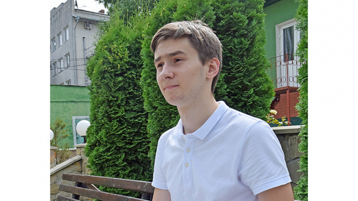  Олег Салюк