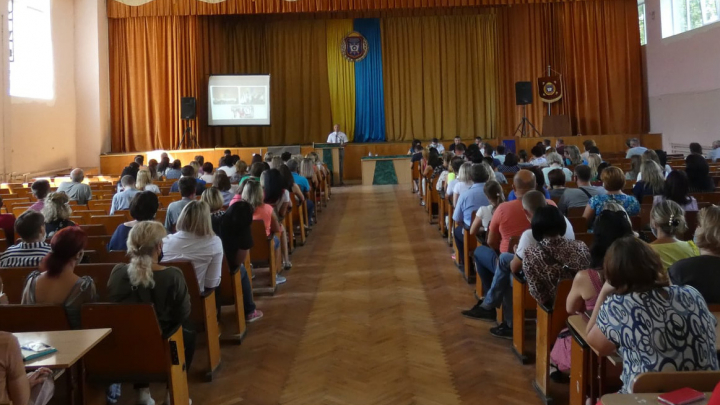 фото батьківських зборів у Хмельницькому політехнічному коледжі 
