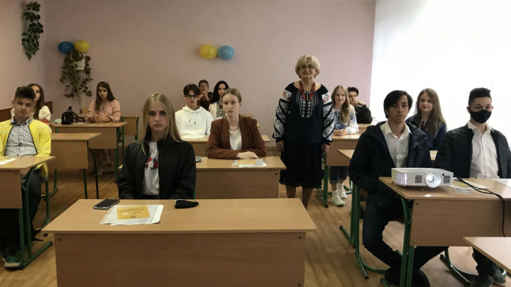 фото проведення дня знань у Технічному коледжі Львівської політехніки в умовах карантинних обмежень