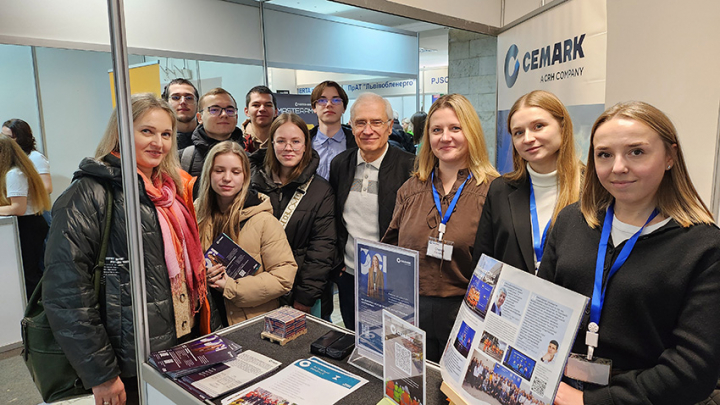 Фото з Ярмарку кар’єри