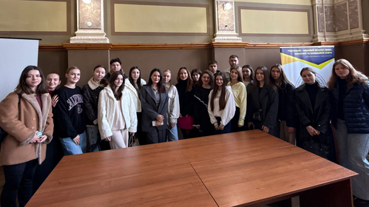 Фото із зустрічі в ІППО