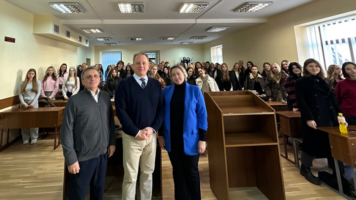 Фото з лекції