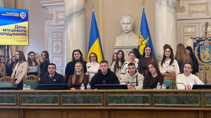 Фото з відвідин ЛОР