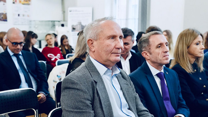 Фото з конференції у Польщі