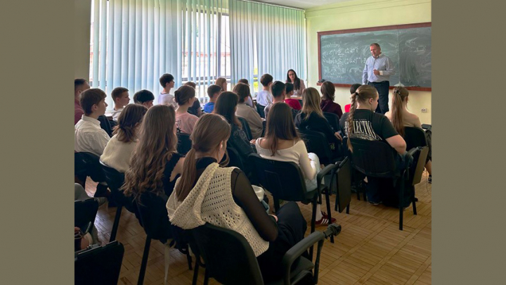 Фото із Дня відкритих дверей