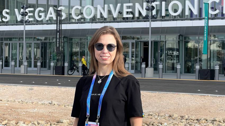 Фото з виставки у США