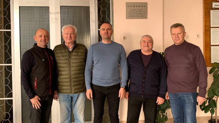 Фото із зустрічі на кафедрі ХТНГ